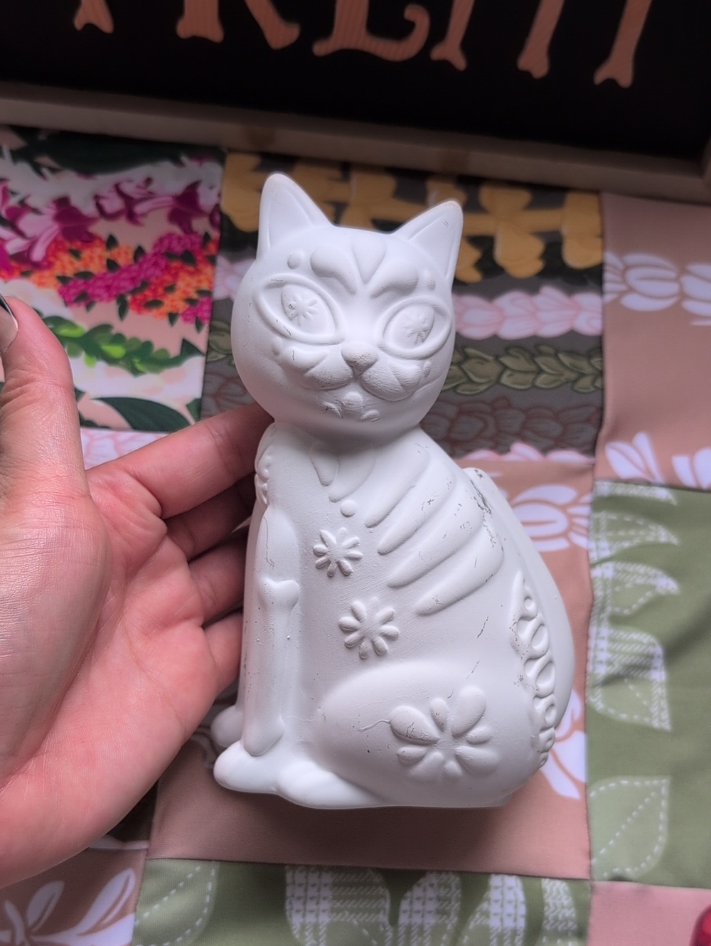 White DIY Ceramic Cat & Dog Figurine Set Halloween 🎃 Decor - Picture 8 of 12